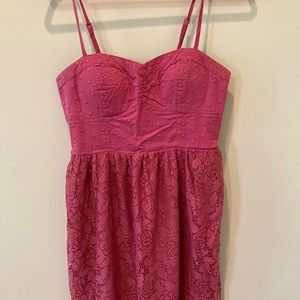 American Eagle Pink Dress Size Medium
